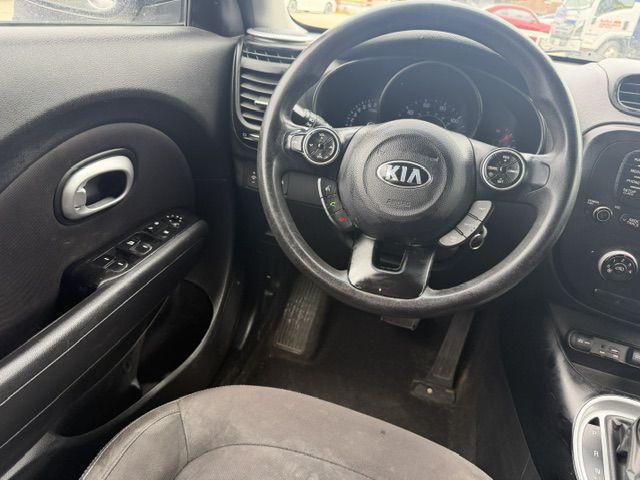 2015 Kia Soul Image 10