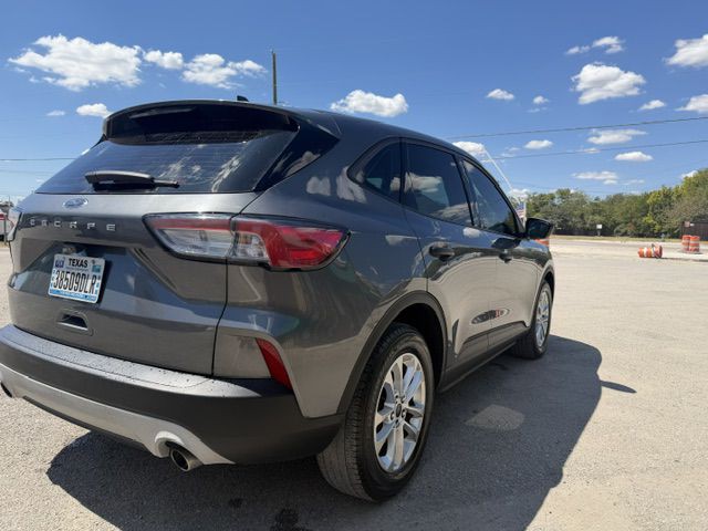 2022 Ford Escape Image 3
