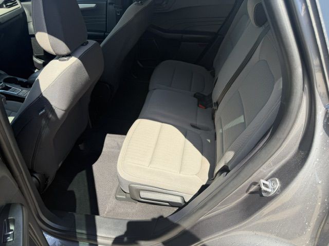 2022 Ford Escape Image 6