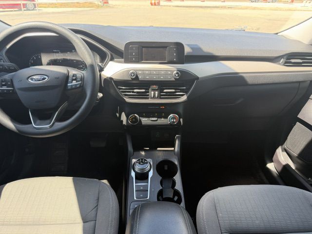 2022 Ford Escape Image 10