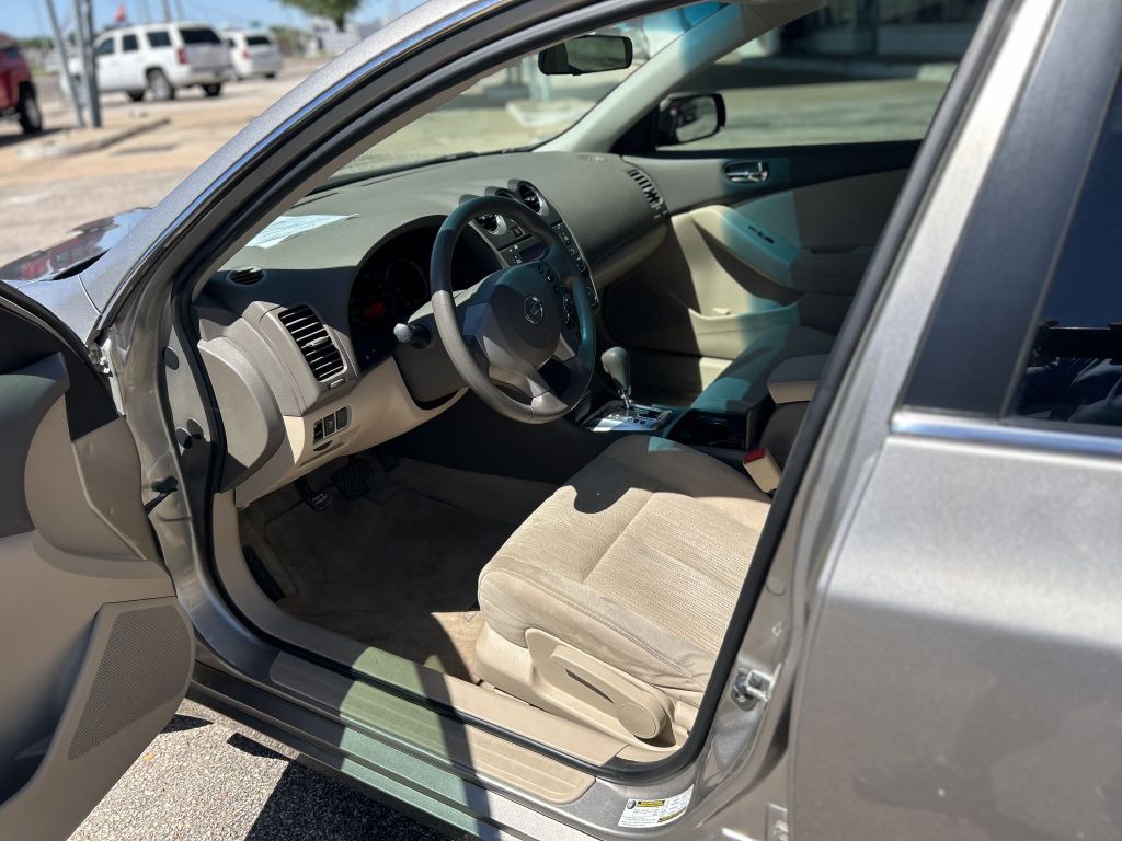 2012 Nissan Altima Image 5