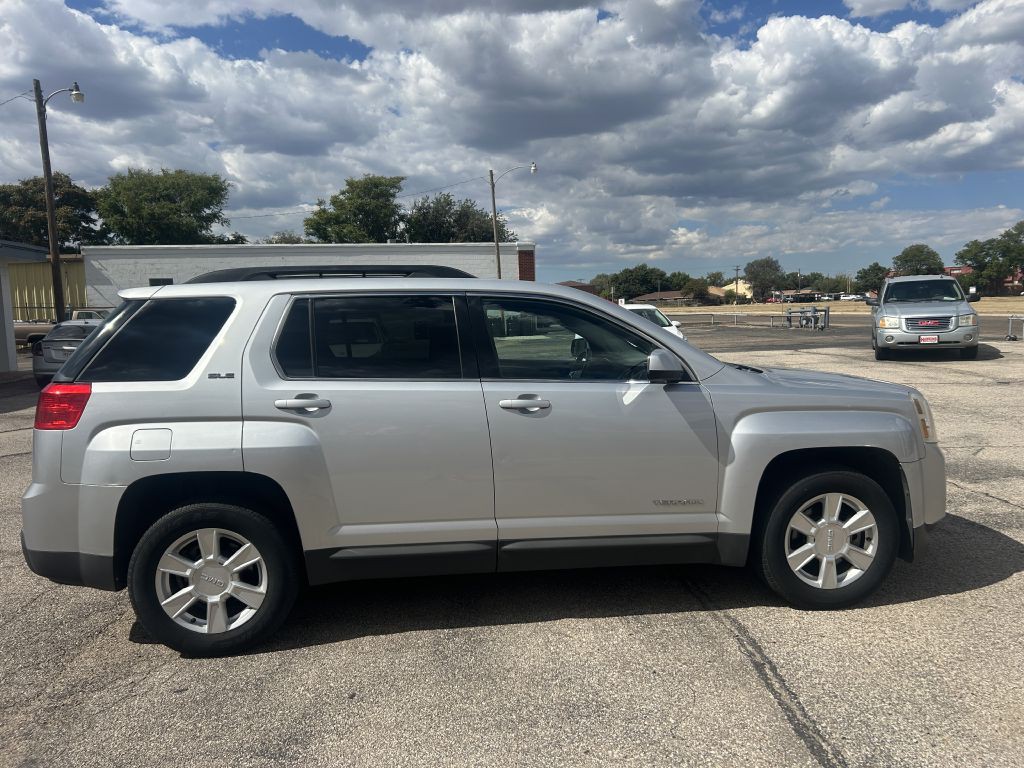 2013 GMC Terrain Image 2