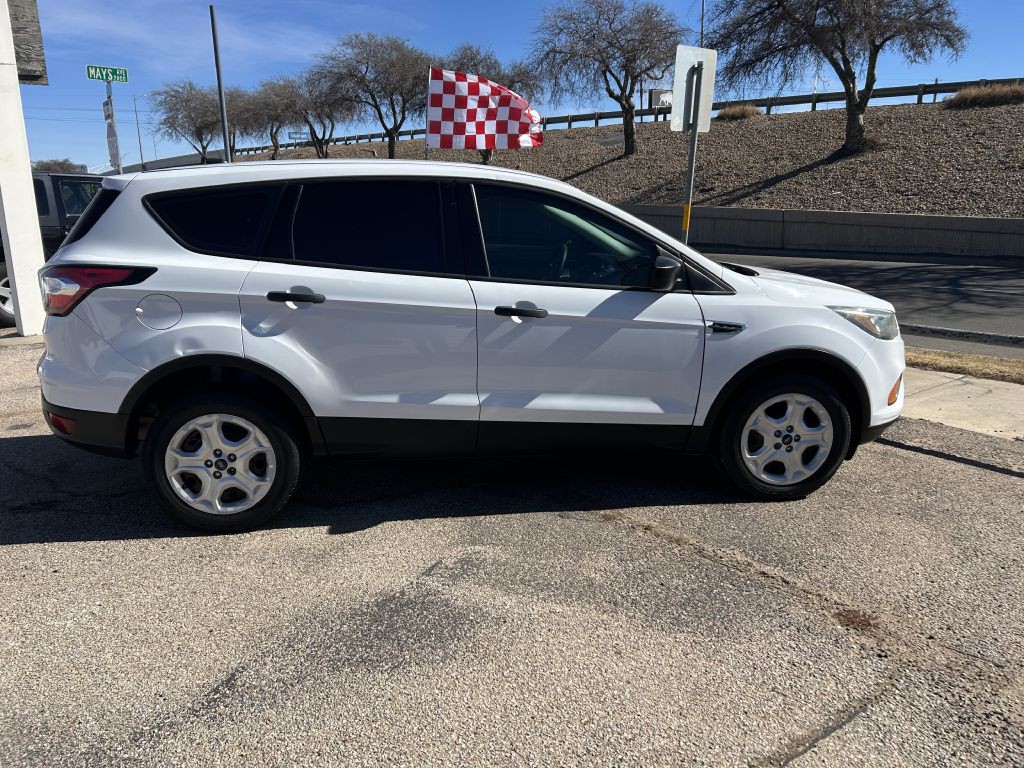2018 Ford Escape Image 2