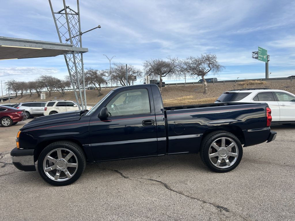 2005 Chevrolet Silverado 1500 Image 1