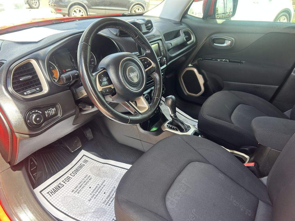 2015 Jeep Renegade Image 5