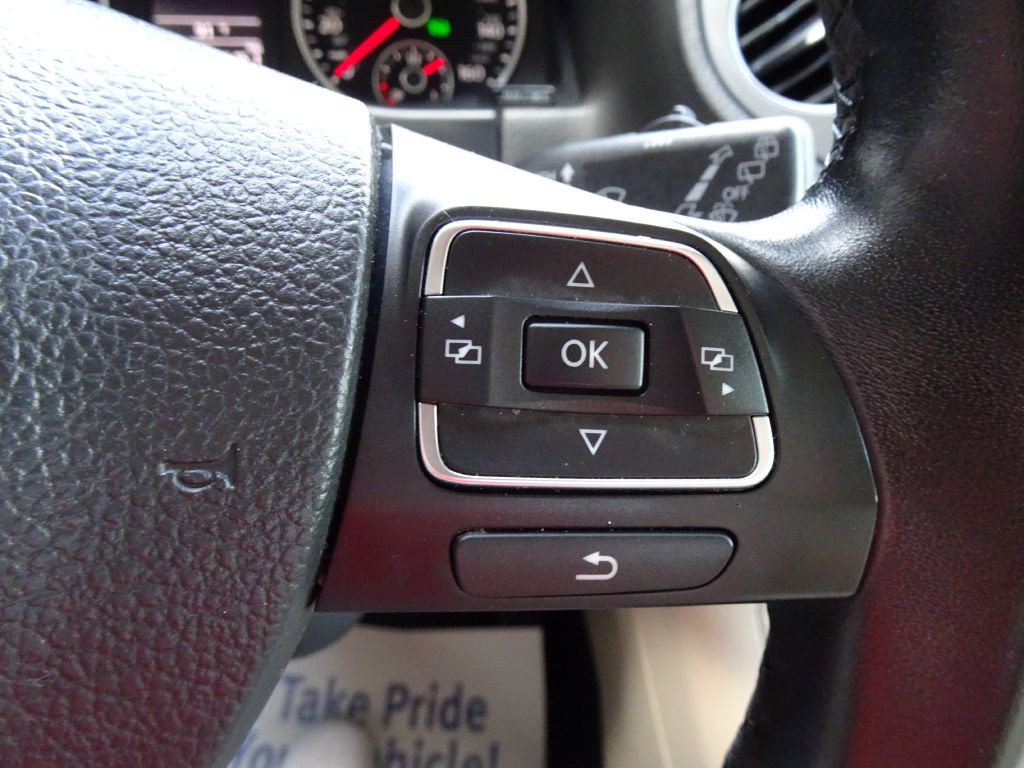 2016 Volkswagen Tiguan Image 24