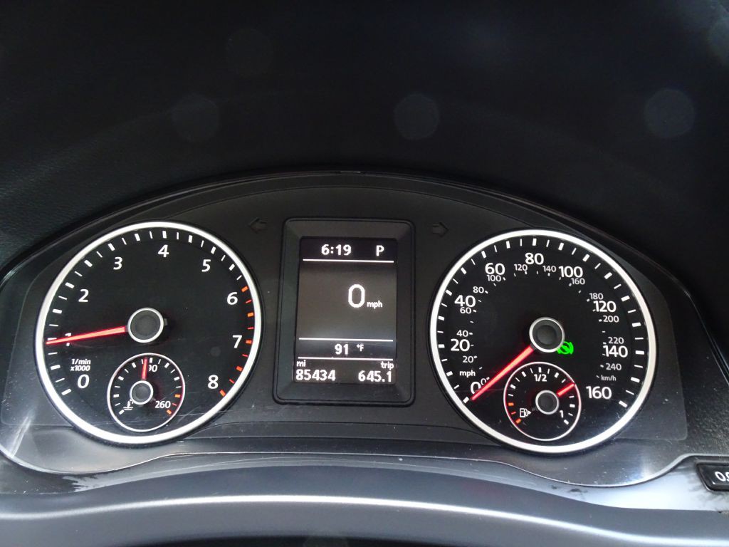 2016 Volkswagen Tiguan Image 25