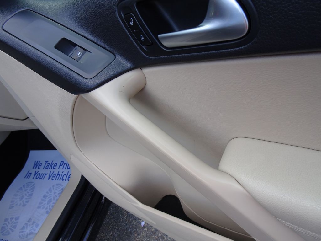 2016 Volkswagen Tiguan Image 40