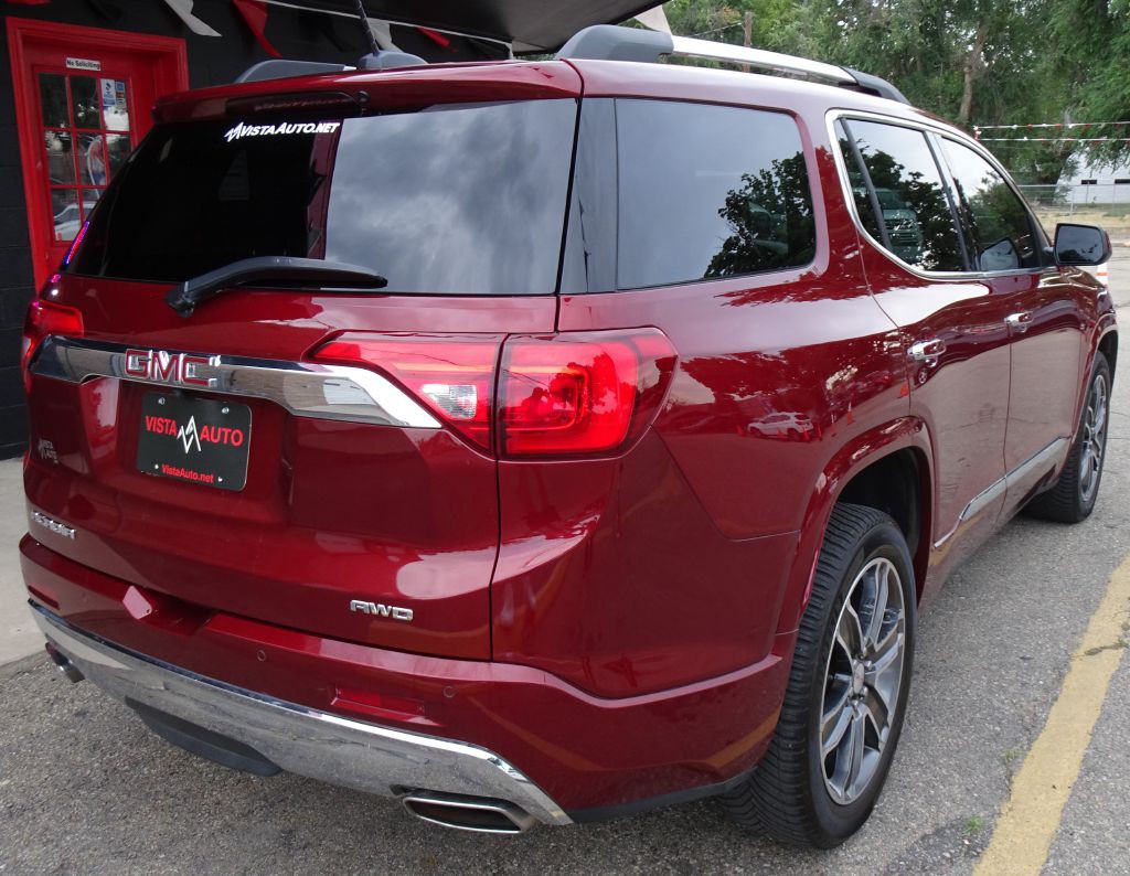 2017 GMC Acadia Image 8