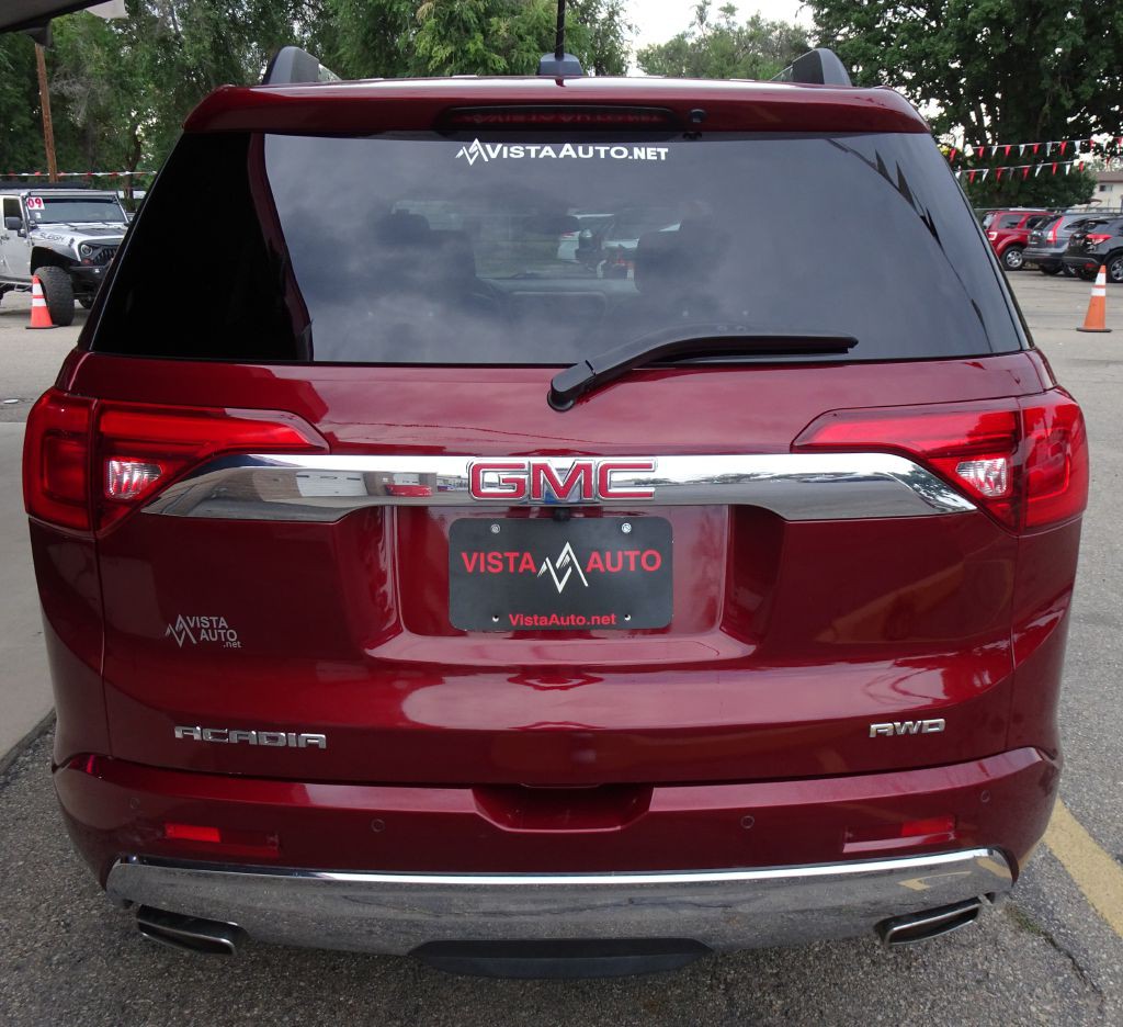 2017 GMC Acadia Image 11