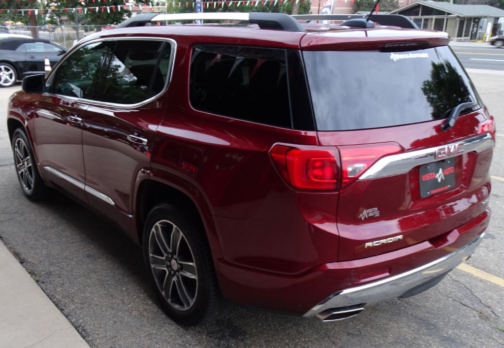 2017 GMC Acadia Image 14