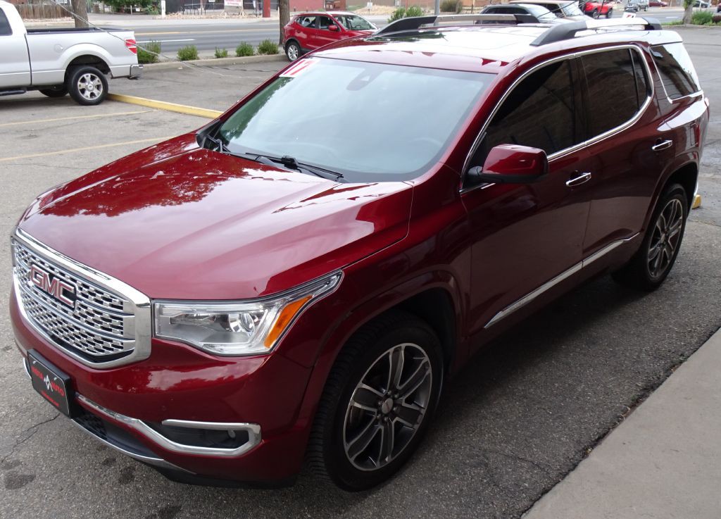 2017 GMC Acadia Image 17