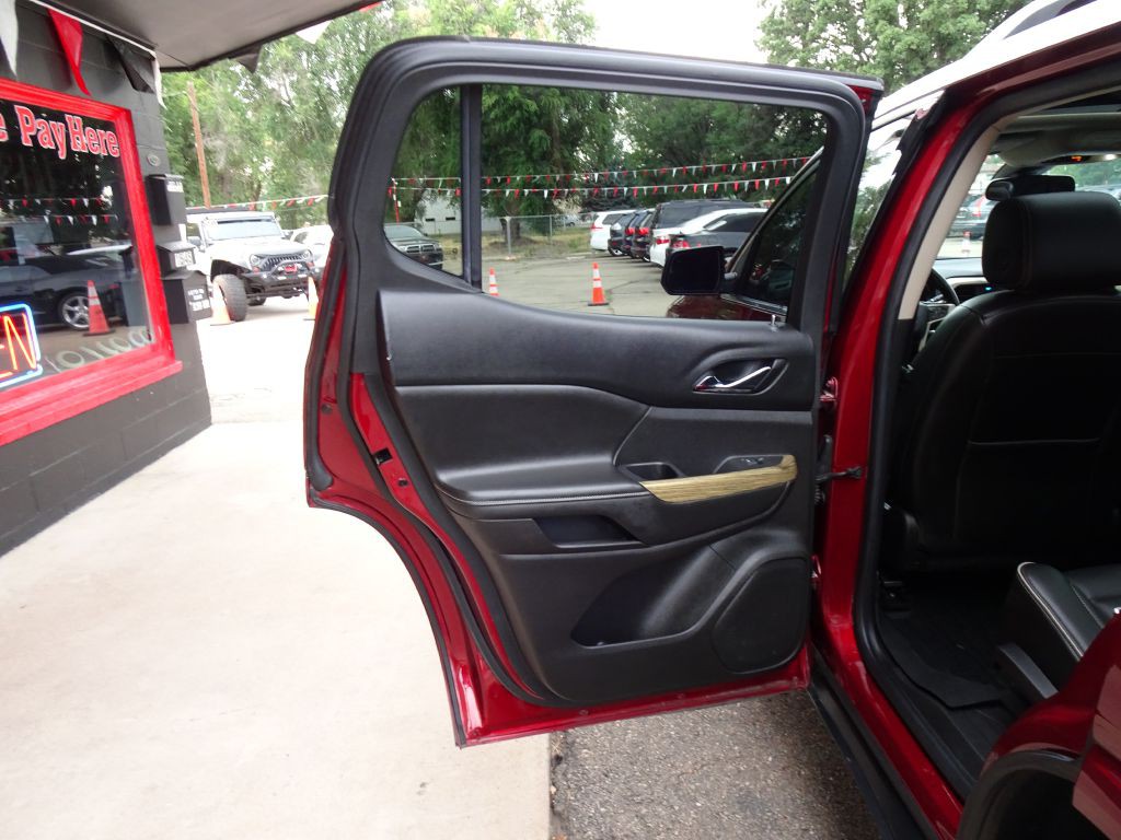 2017 GMC Acadia Image 33