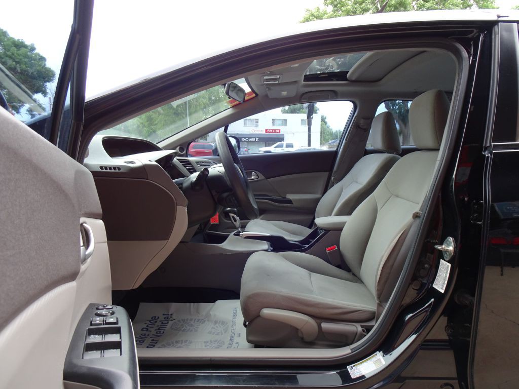 2012 Honda Civic Image 20