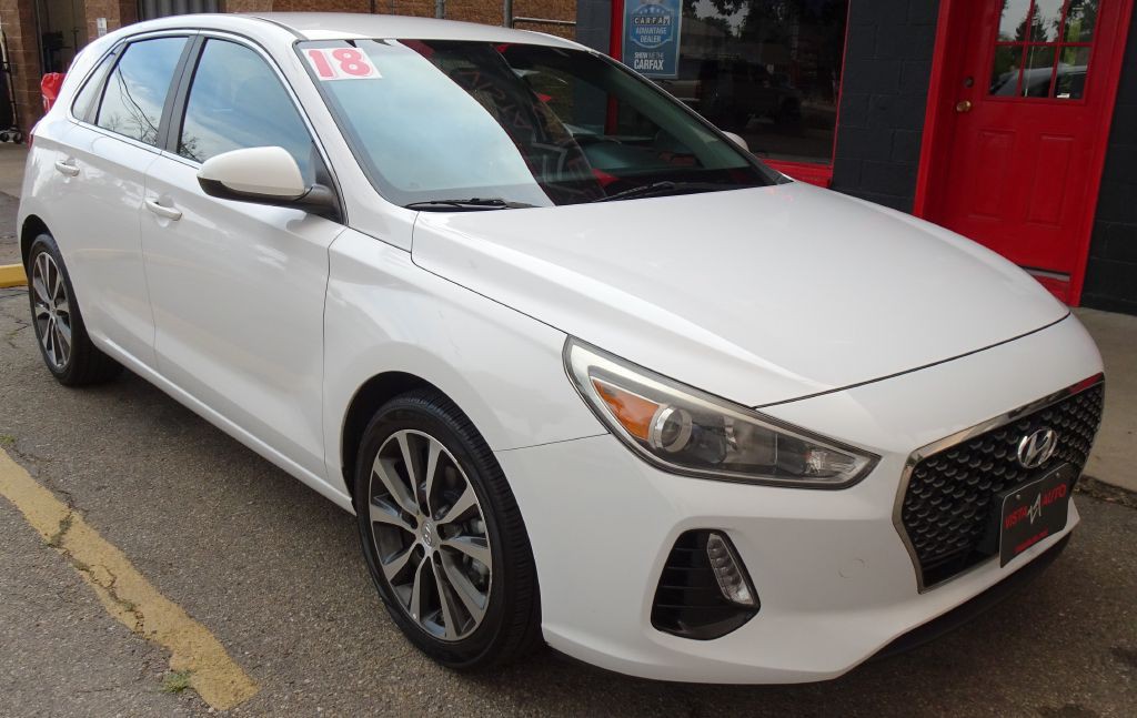 2018 Hyundai Elantra Image 1