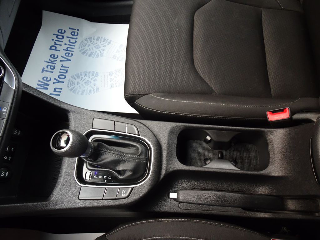 2018 Hyundai Elantra Image 28