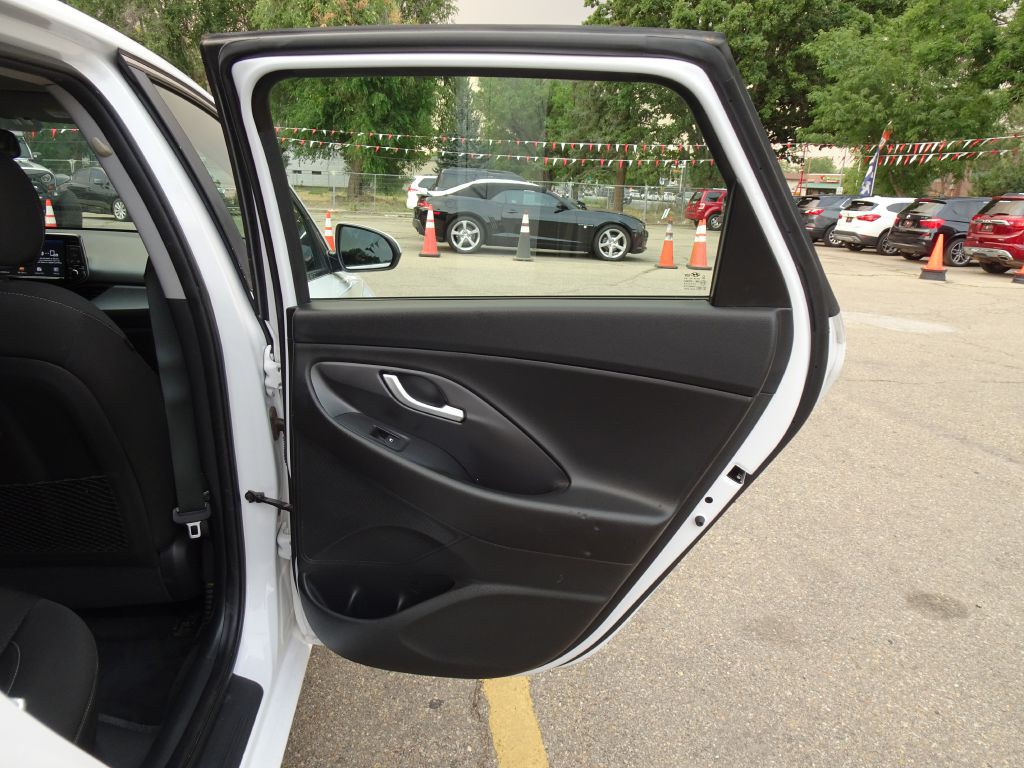 2018 Hyundai Elantra Image 37