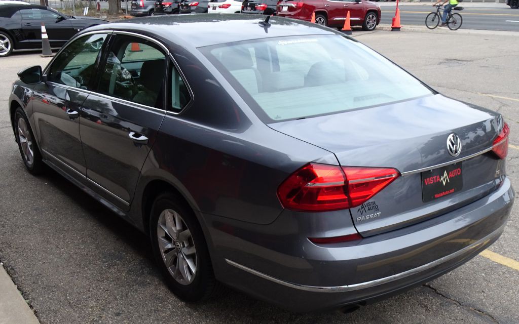 2016 Volkswagen Passat Image 14