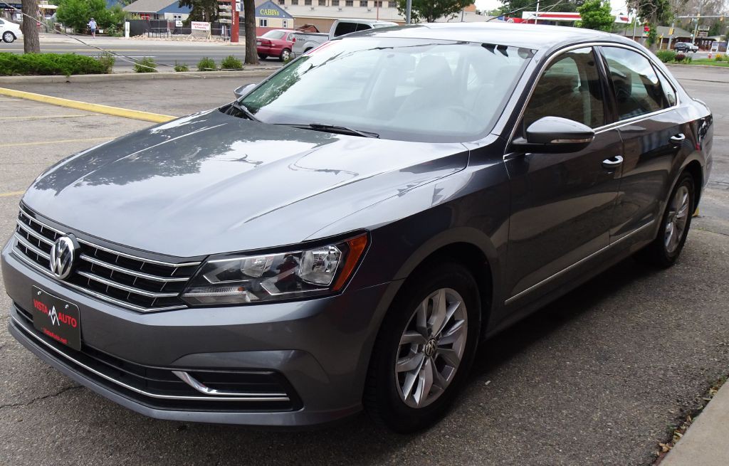 2016 Volkswagen Passat Image 15