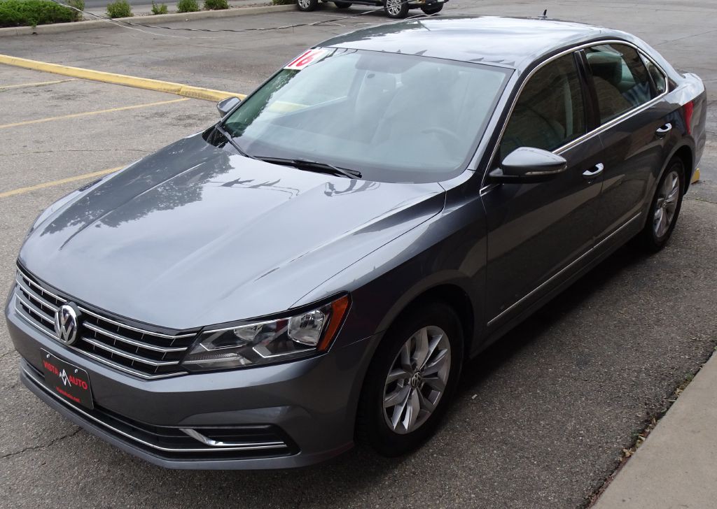 2016 Volkswagen Passat Image 17