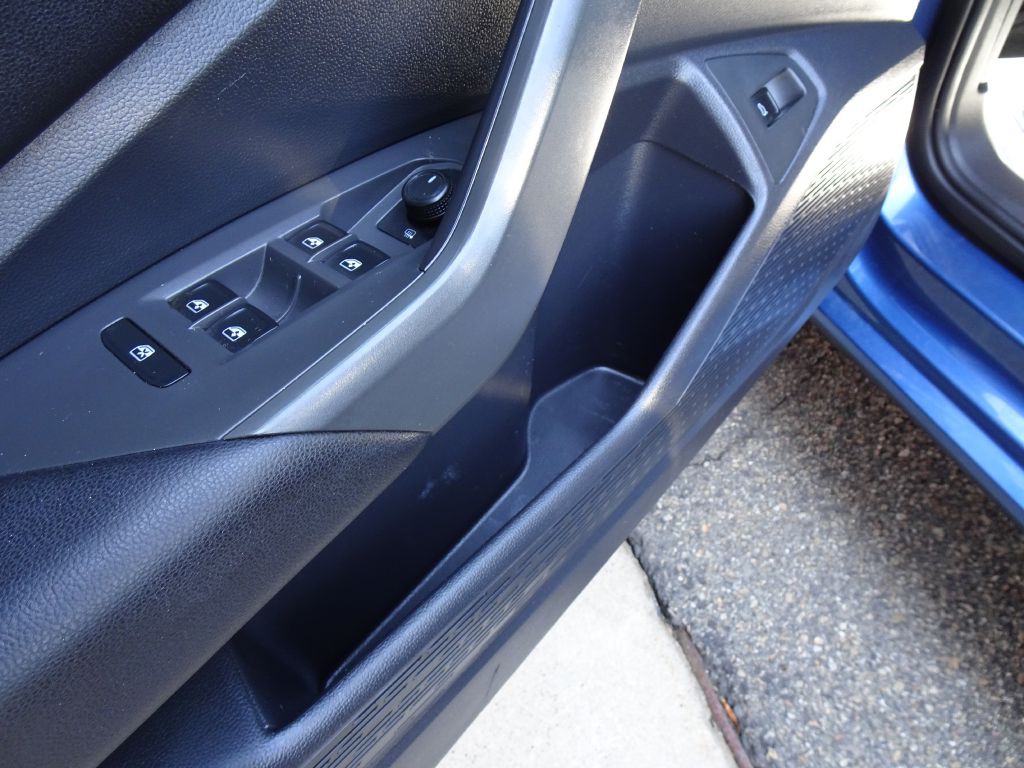 2019 Volkswagen Jetta Image 19
