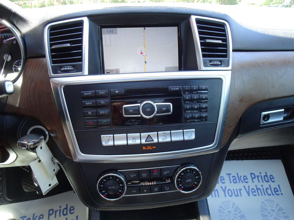 2013 Mercedes-Benz M-Class Image 26