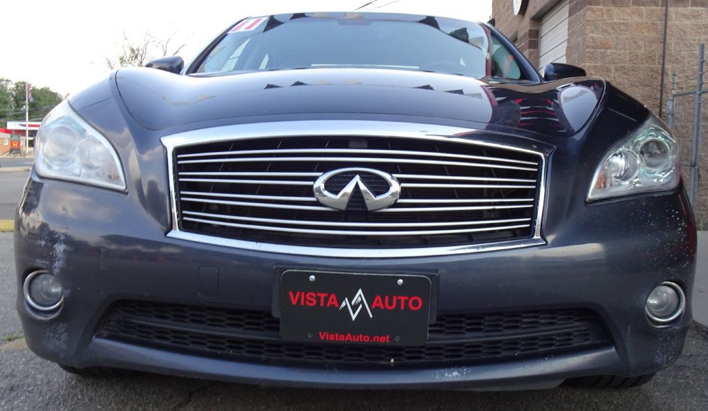 2011 INFINITI M37 Image 5