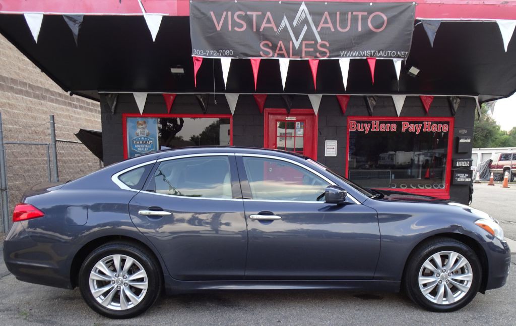 2011 INFINITI M37 Image 7