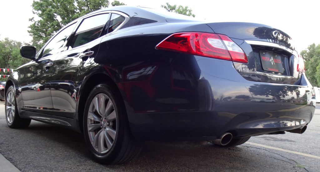 2011 INFINITI M37 Image 13