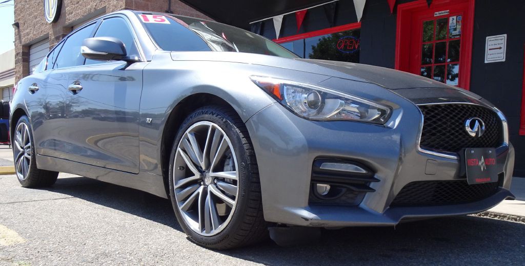 2015 INFINITI Q50 Image 2