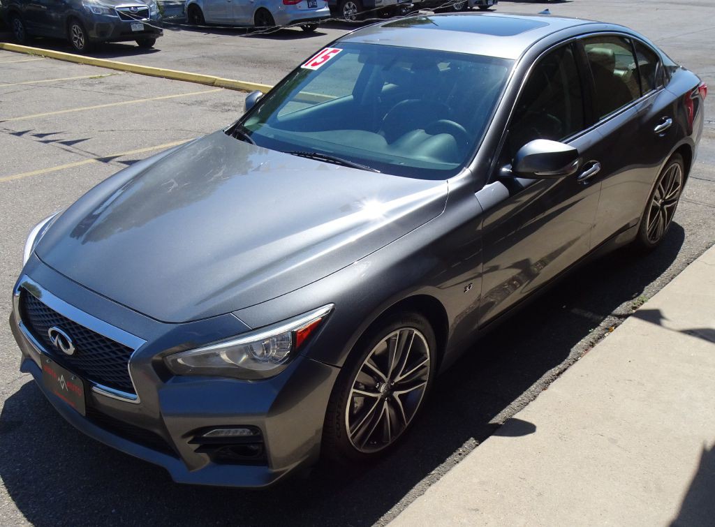 2015 INFINITI Q50 Image 17