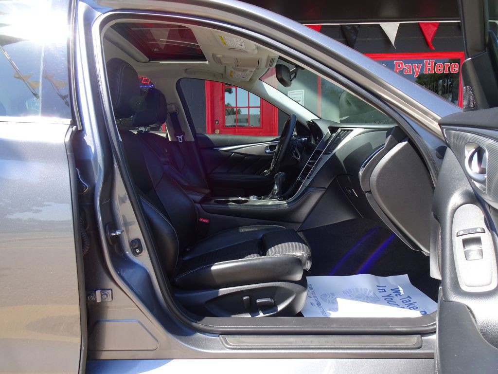 2015 INFINITI Q50 Image 42