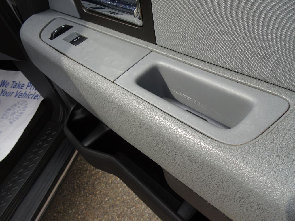 2014 Ford F-150 Image 32