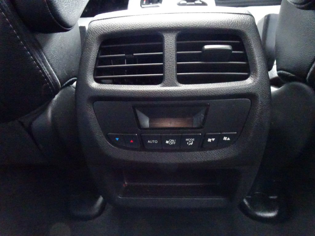 2017 Honda Pilot Image 36