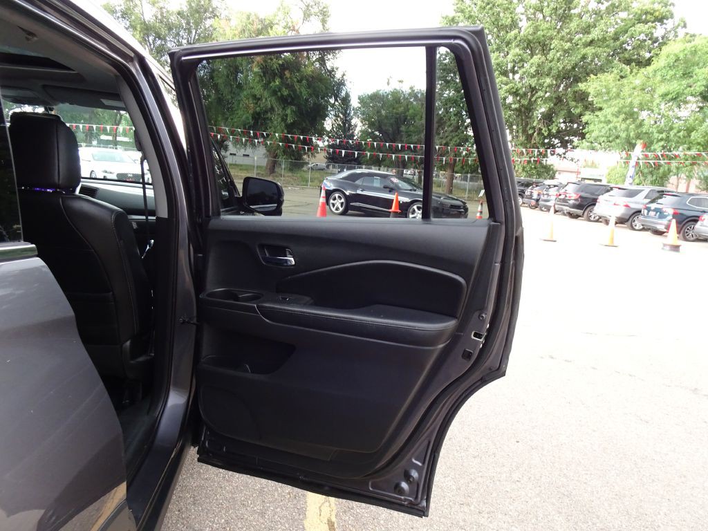 2017 Honda Pilot Image 42