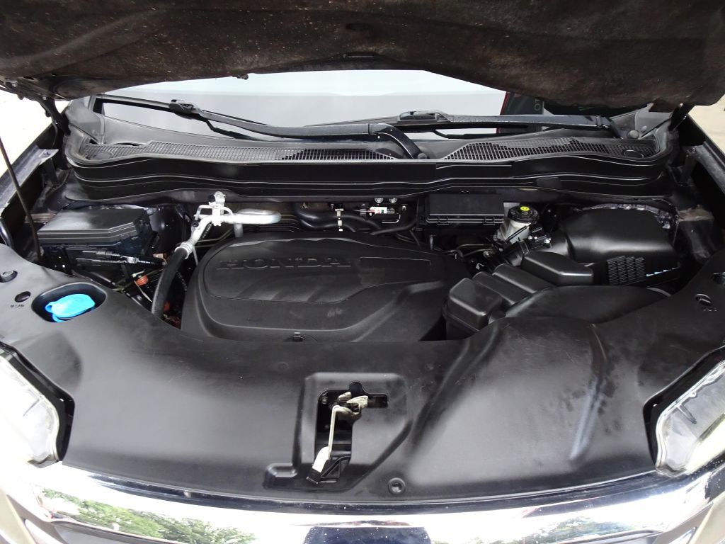 2017 Honda Pilot Image 48