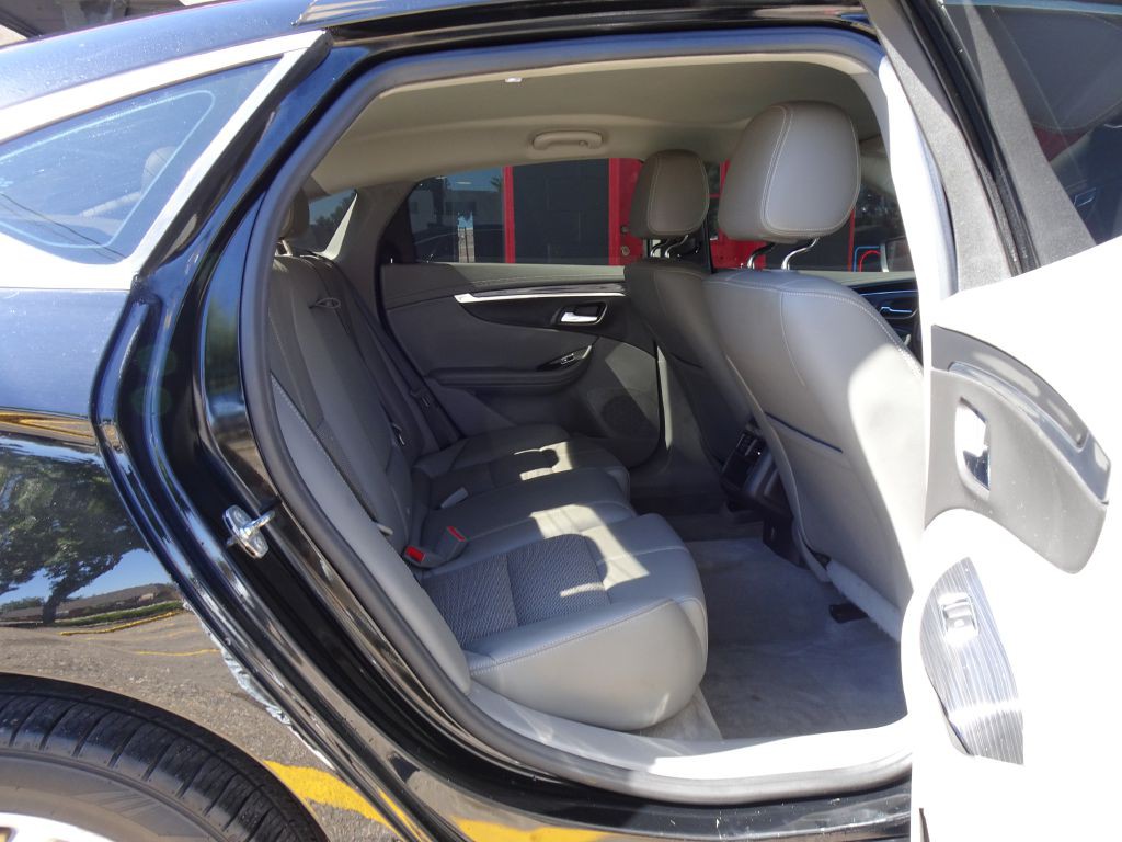 2016 Chevrolet Impala Image 38
