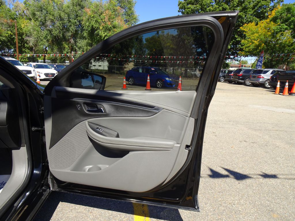 2016 Chevrolet Impala Image 39