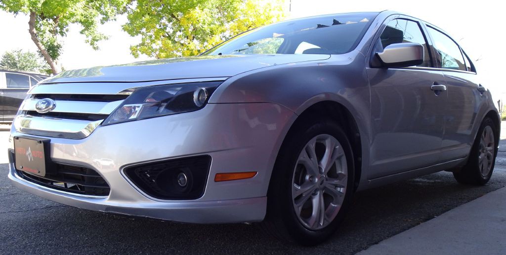 2012 Ford Fusion Image 16