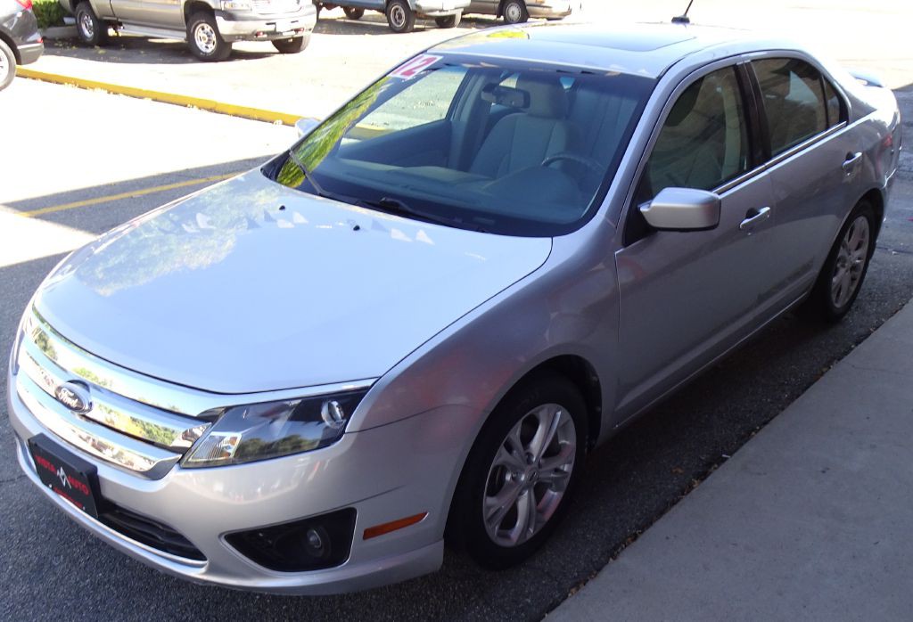 2012 Ford Fusion Image 17