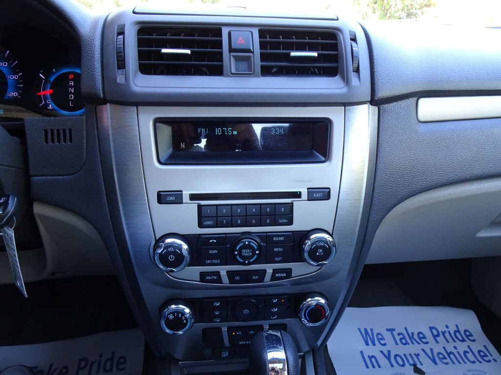 2012 Ford Fusion Image 24