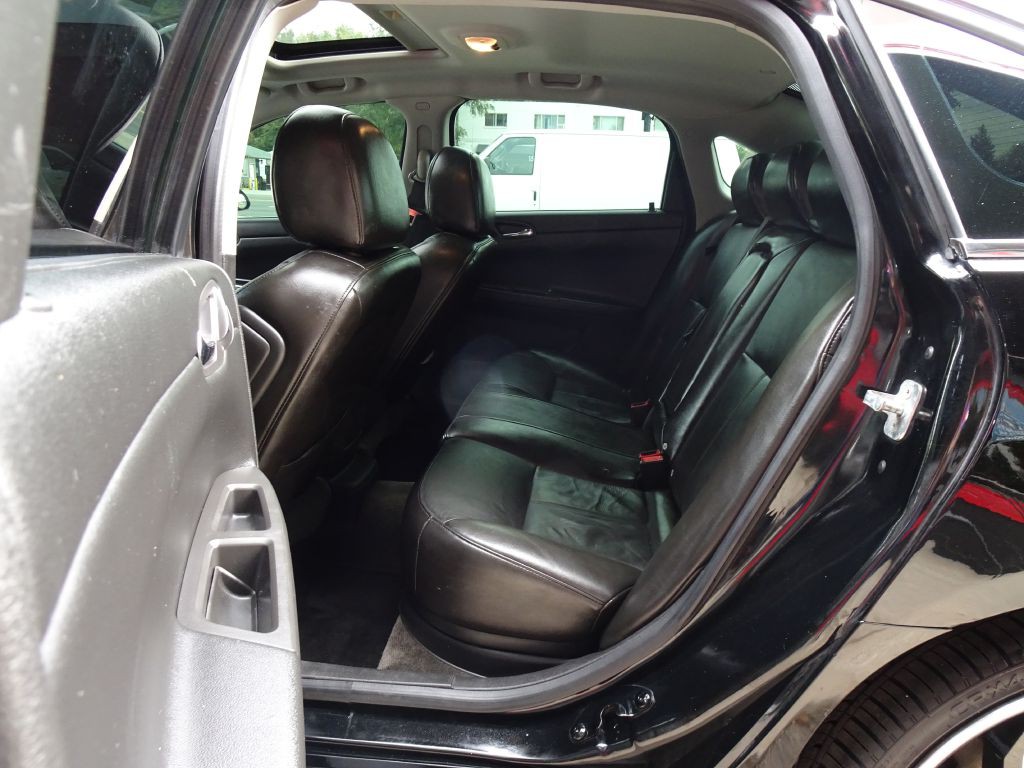2009 Chevrolet Impala Image 30