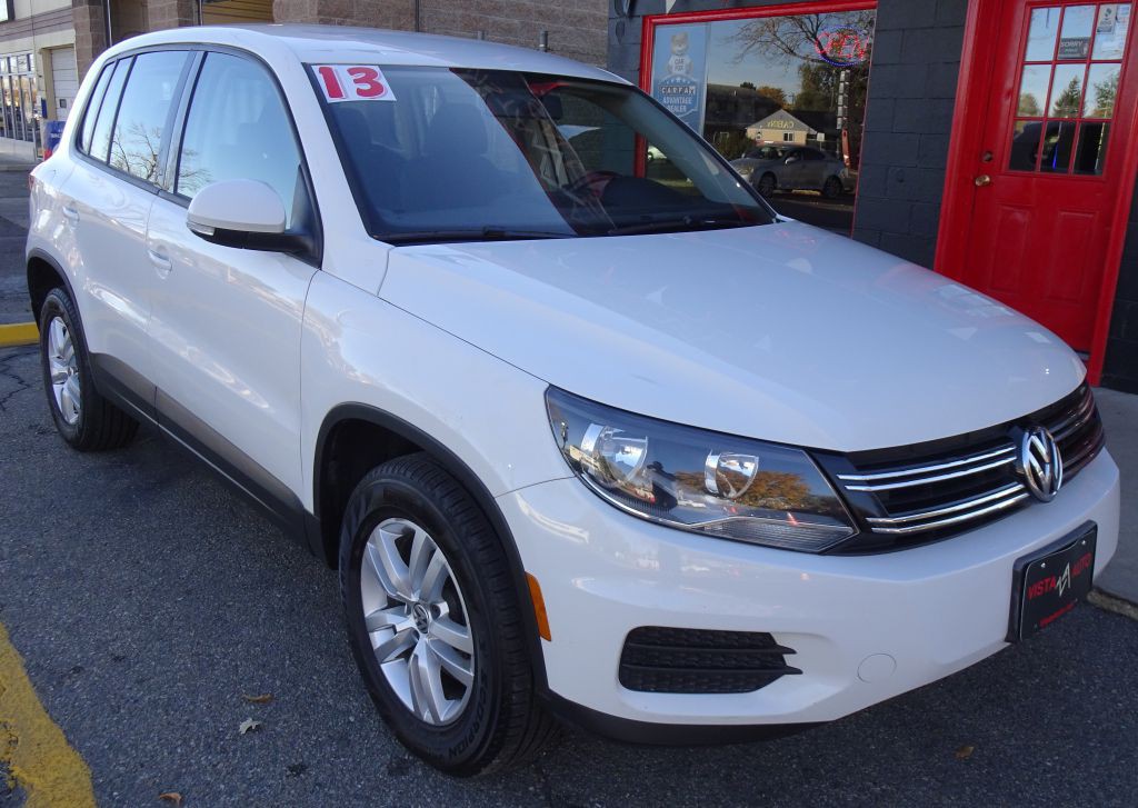 2013 Volkswagen Tiguan Image 1