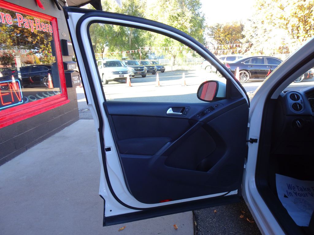 2013 Volkswagen Tiguan Image 18