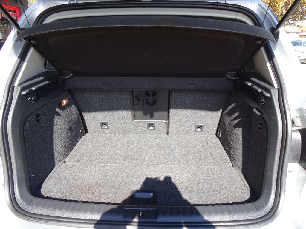 2016 Volkswagen Tiguan Image 32
