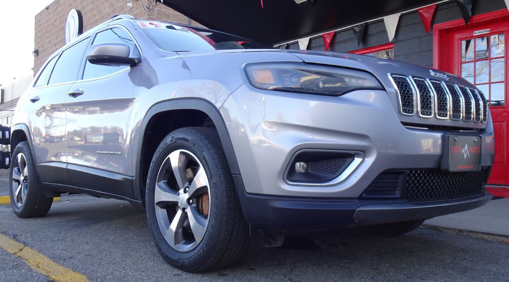 2019 Jeep Cherokee Image 2