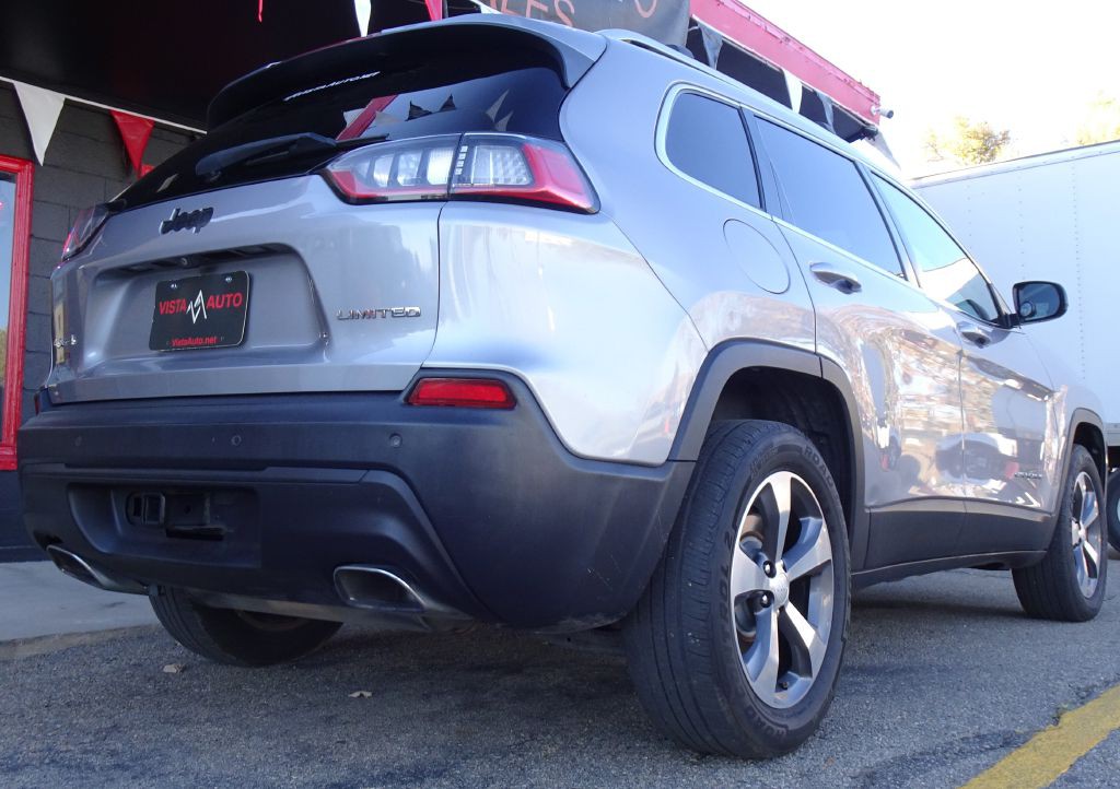 2019 Jeep Cherokee Image 9