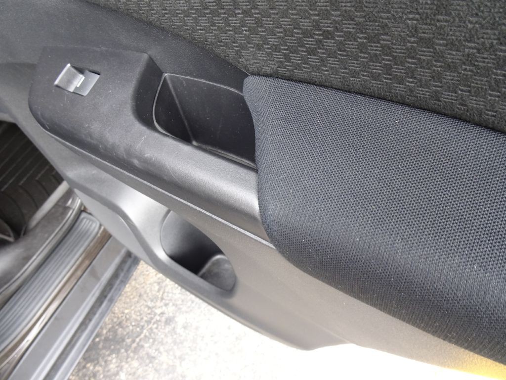 2015 Honda CR-V Image 37