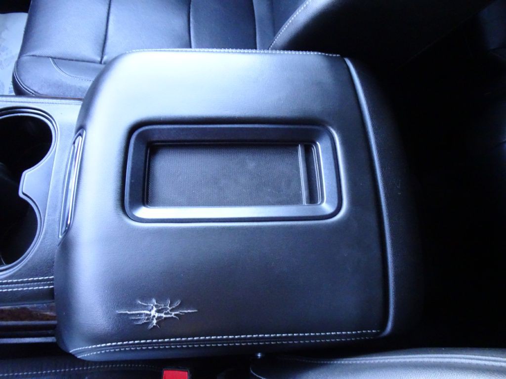 2018 GMC Yukon Image 28