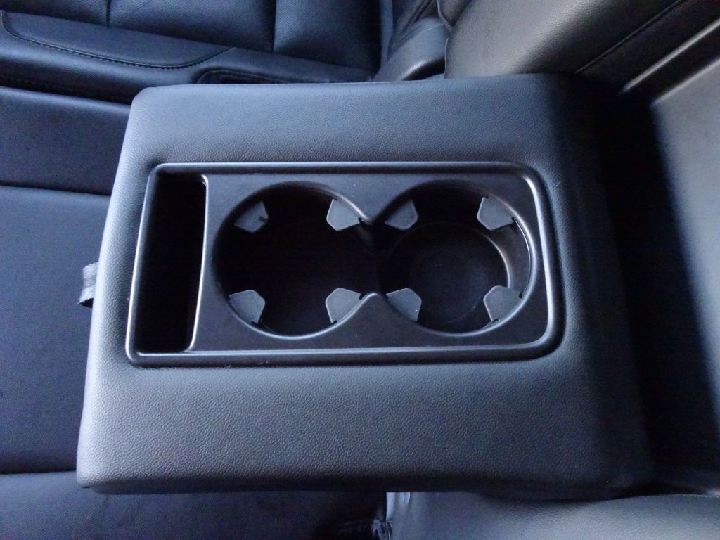 2018 GMC Yukon Image 32